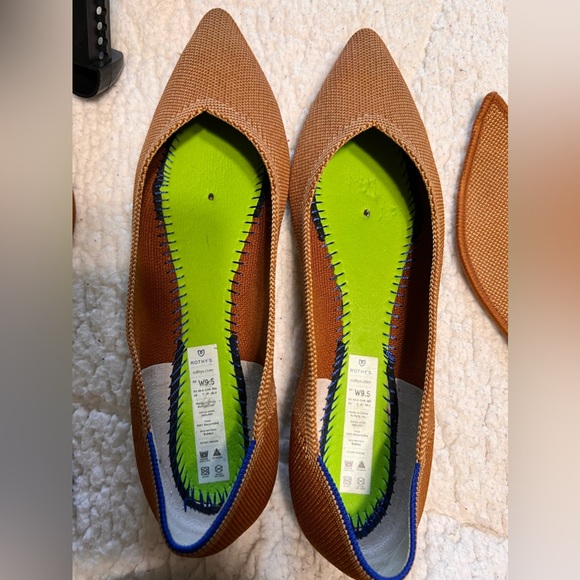 Fawn points - Picture 3 of 8